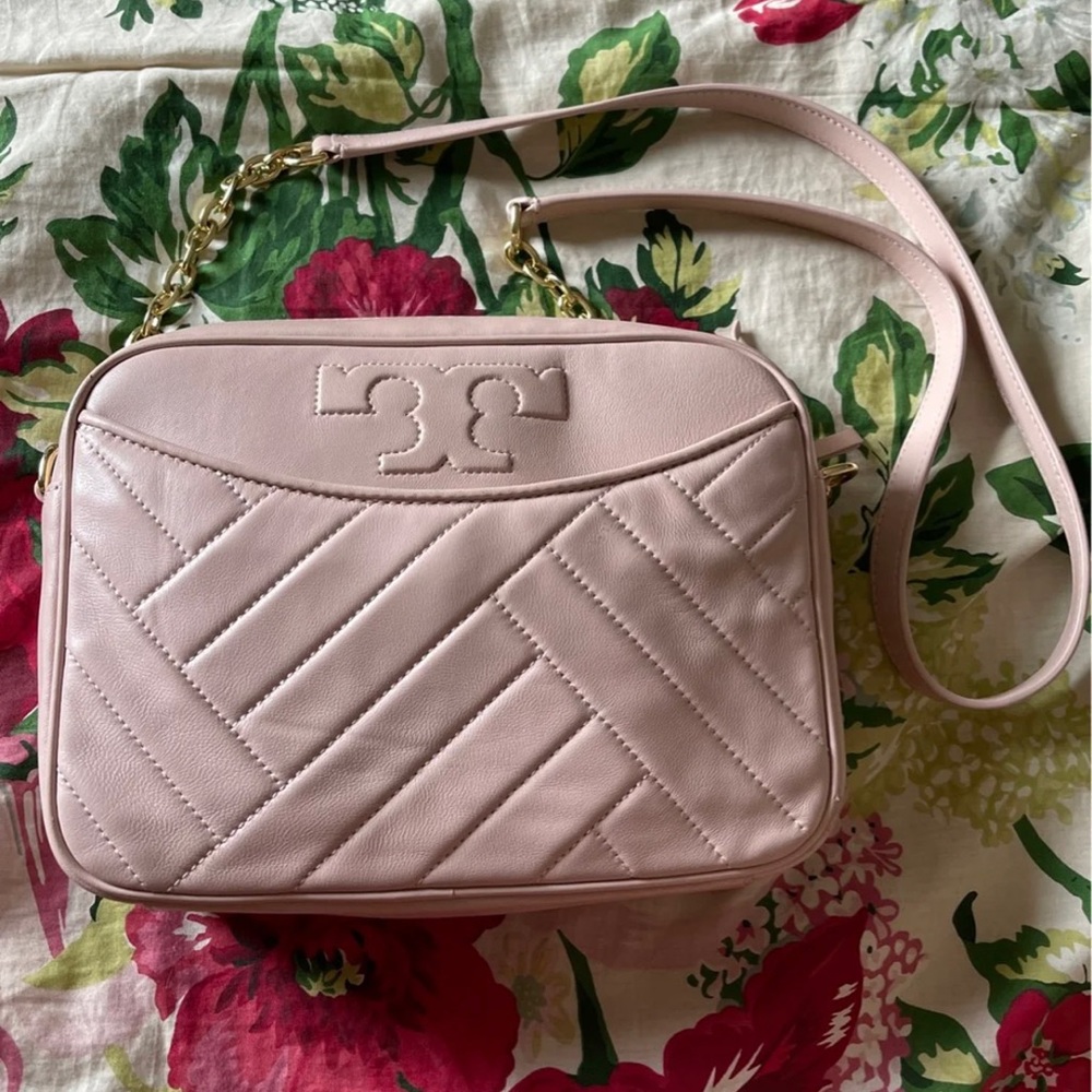 Tory Burch crossbody bag - Alexa- quilted bag- pink